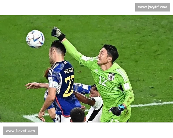 谁说门将只会扑救，这位才华横溢的男人还能带来多少惊喜